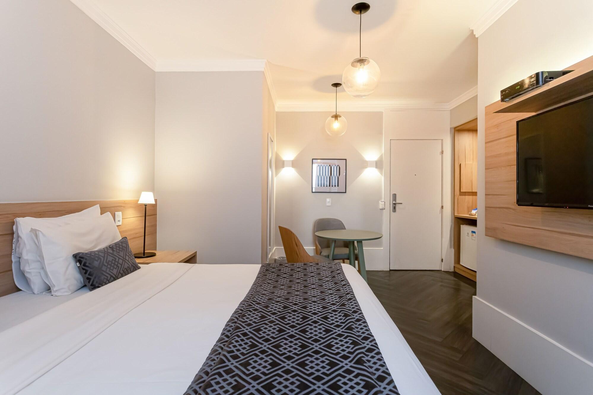 H4 La Paulista Hotel