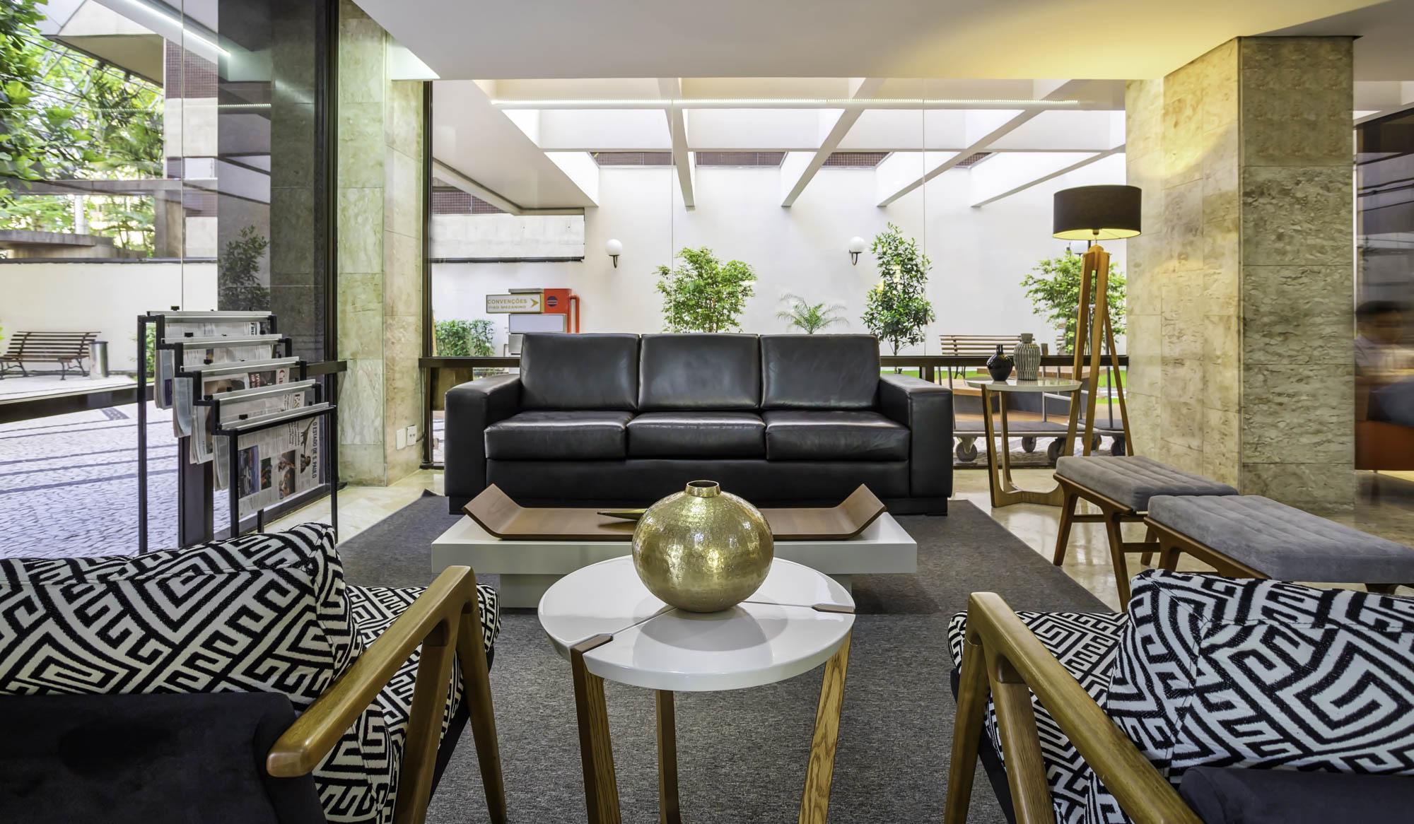 Hotel H4 La Paulista 4*